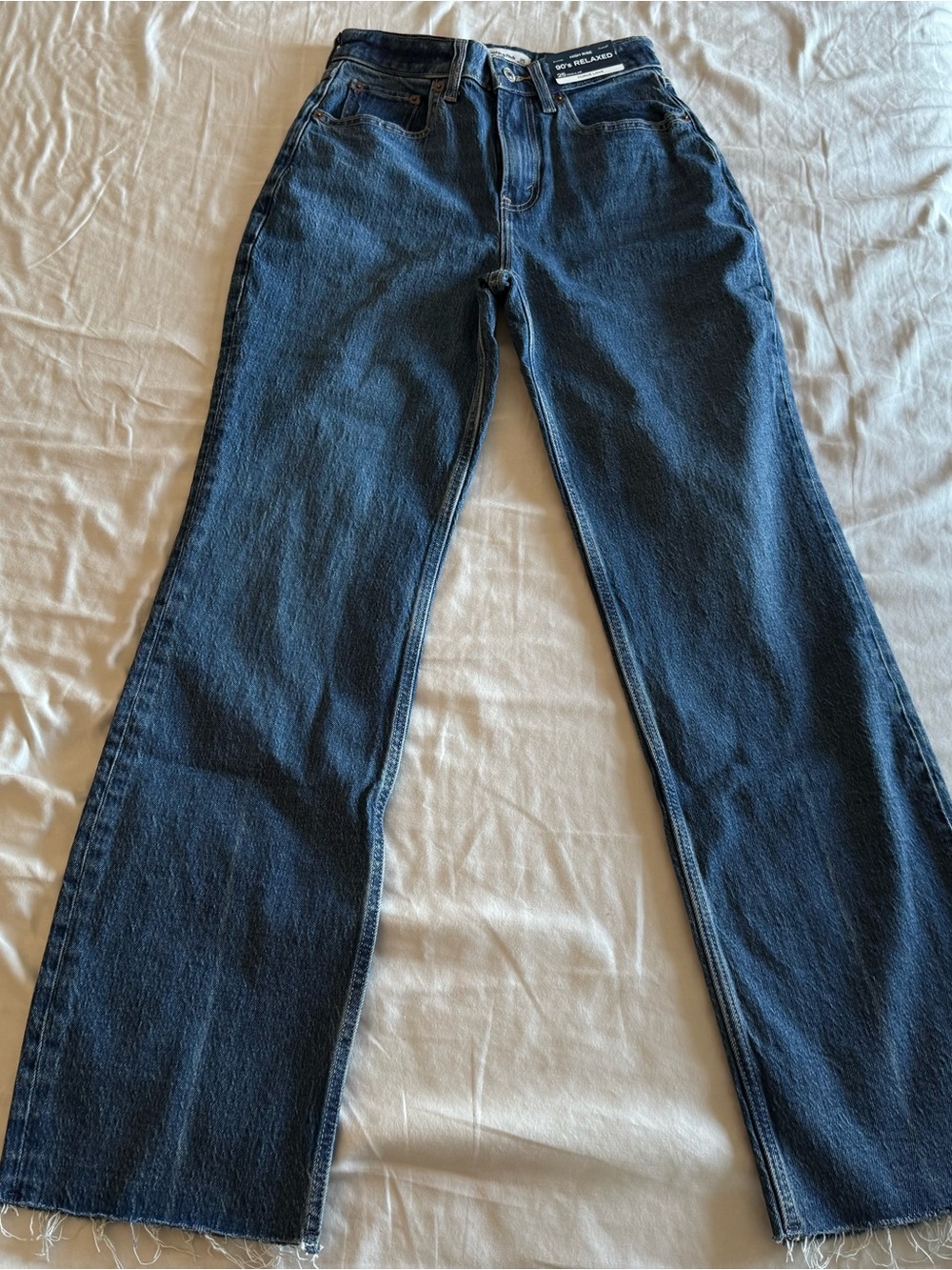 Abercrombie & Fitch Curve Love 90s Relaxed Jean High Rise Medium Wash 25 Jeans